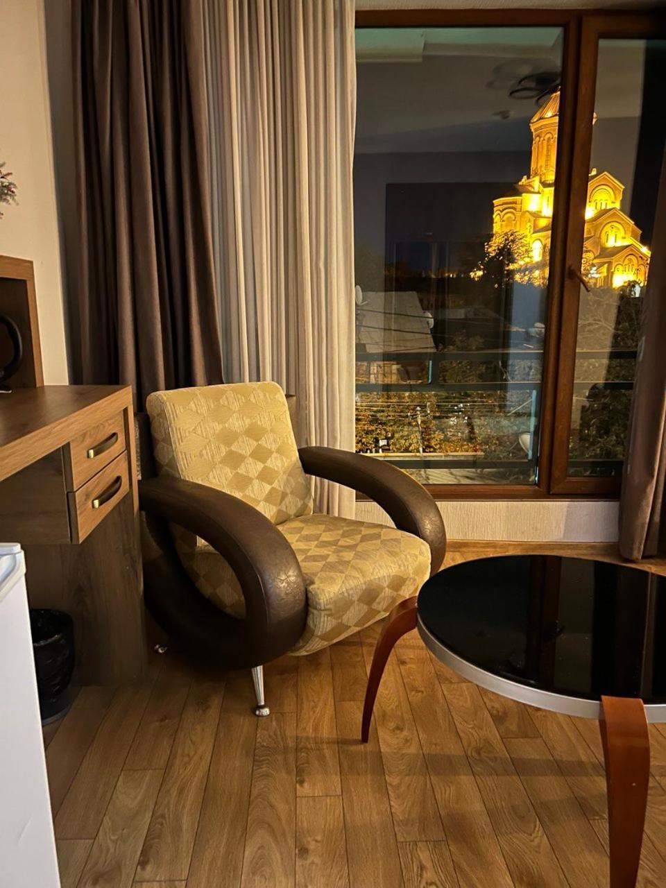 טביליסי Hotel Livin מראה חיצוני תמונה